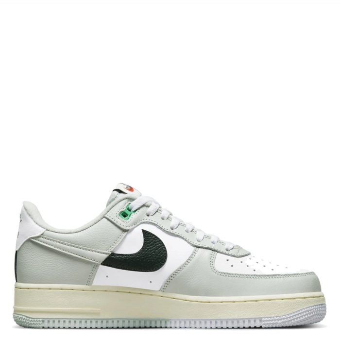 NIKE AIR FORCE 1 07 LV8 DZ2522-001